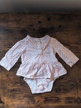 5/$25 Carter's Pink Floral Long-Sleeve Onesie Bodysuit 6M